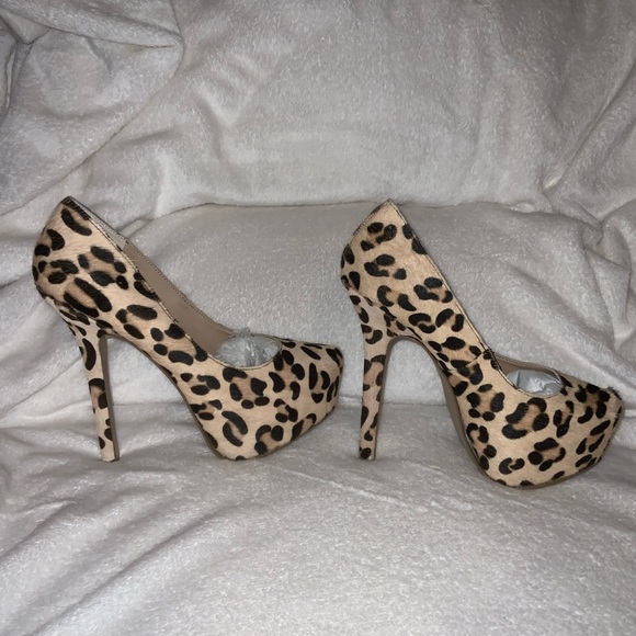 STEVE MADDEN Leopard Print ULTRA-HIGH Heels-GORGEOUS! - Picture 2 of 14
